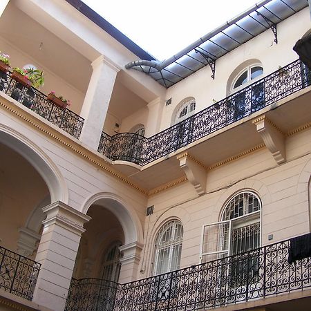 Yolo Hostel Budapest Exterior foto