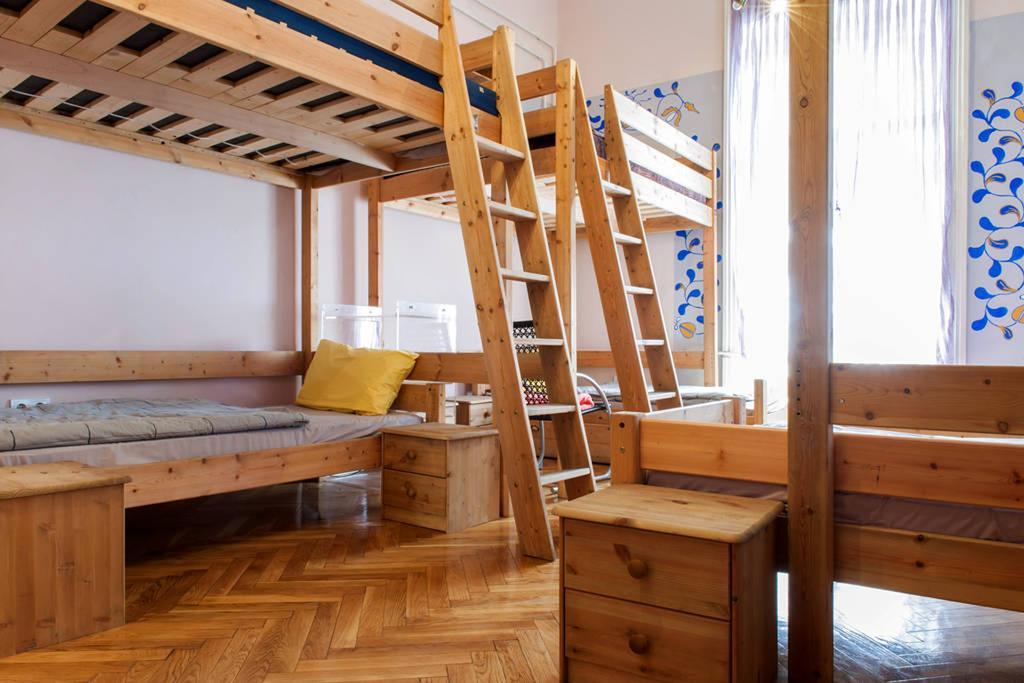 Yolo Hostel Budapest Zimmer foto