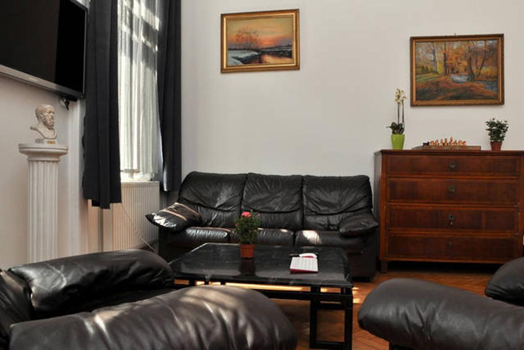 Yolo Hostel Budapest Zimmer foto