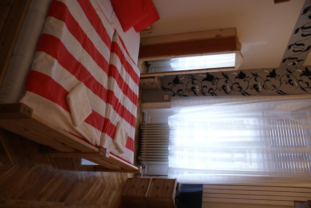 Yolo Hostel Budapest Zimmer foto