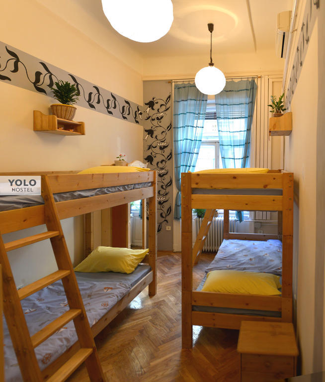 Yolo Hostel Budapest Exterior foto