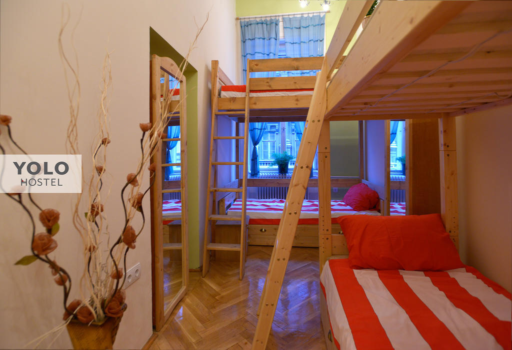 Yolo Hostel Budapest Exterior foto